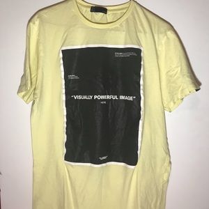 Bershka “VISUALLY POWERFUL IMAGE” Tee Size Small